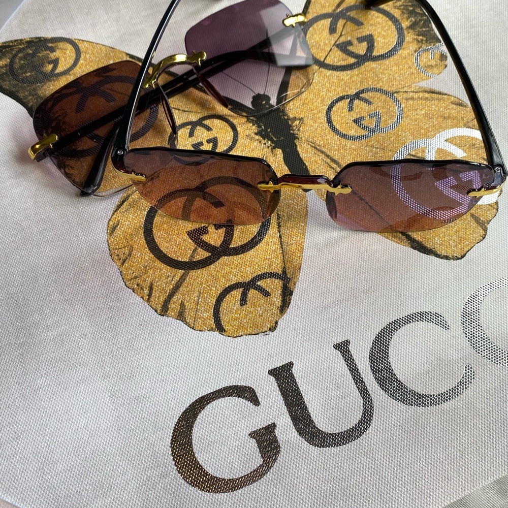 Women's Sunglasses - Black and Gold - Picture 2 of 3